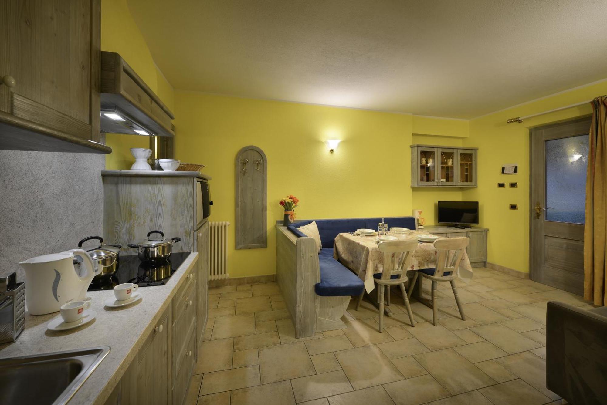 Residence Le Cascate Livigno Buitenkant foto