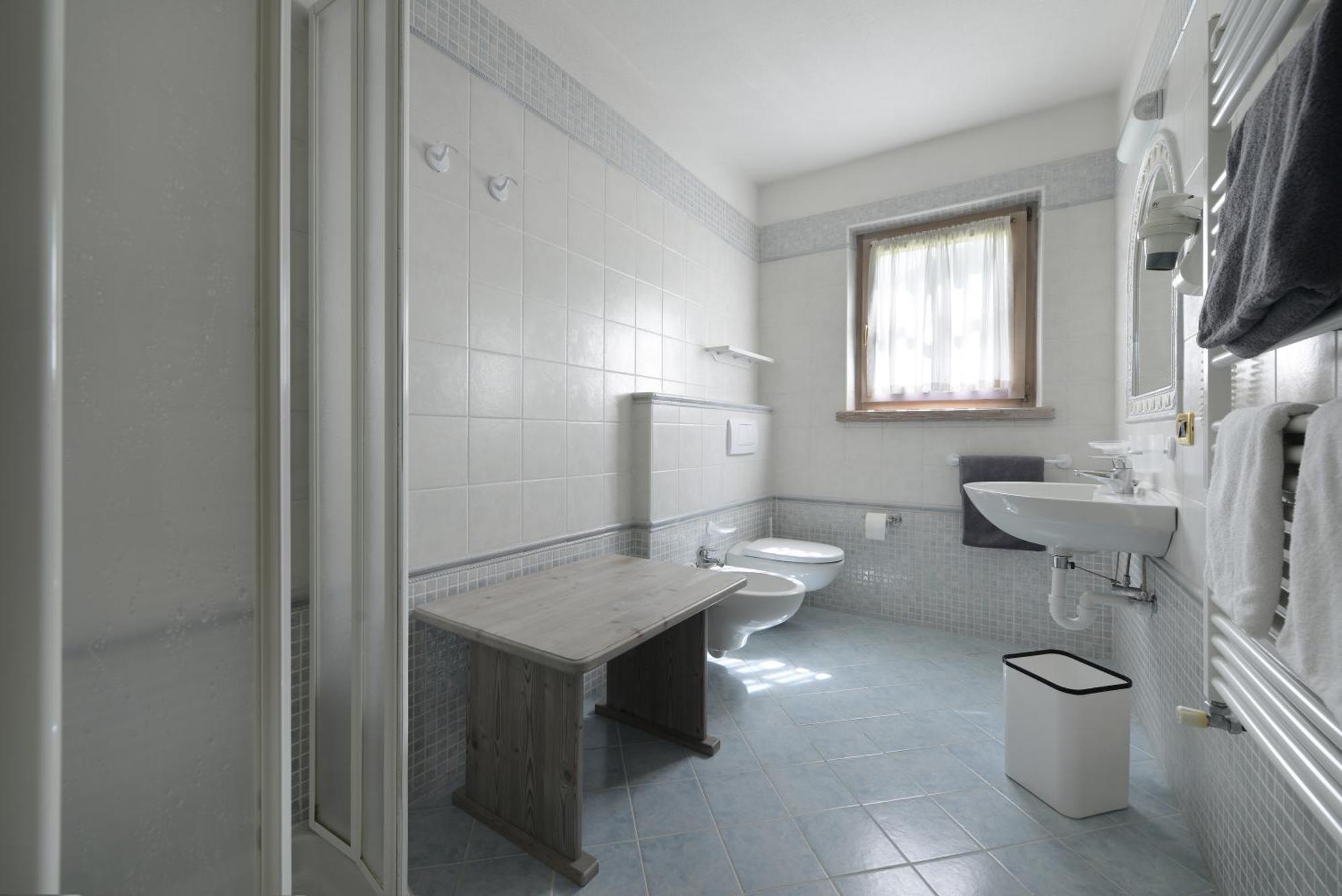 Residence Le Cascate Livigno Buitenkant foto