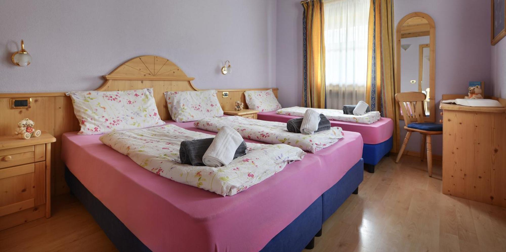 Residence Le Cascate Livigno Buitenkant foto