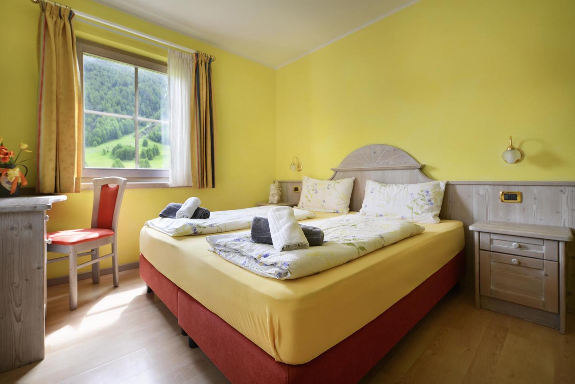Residence Le Cascate Livigno Buitenkant foto
