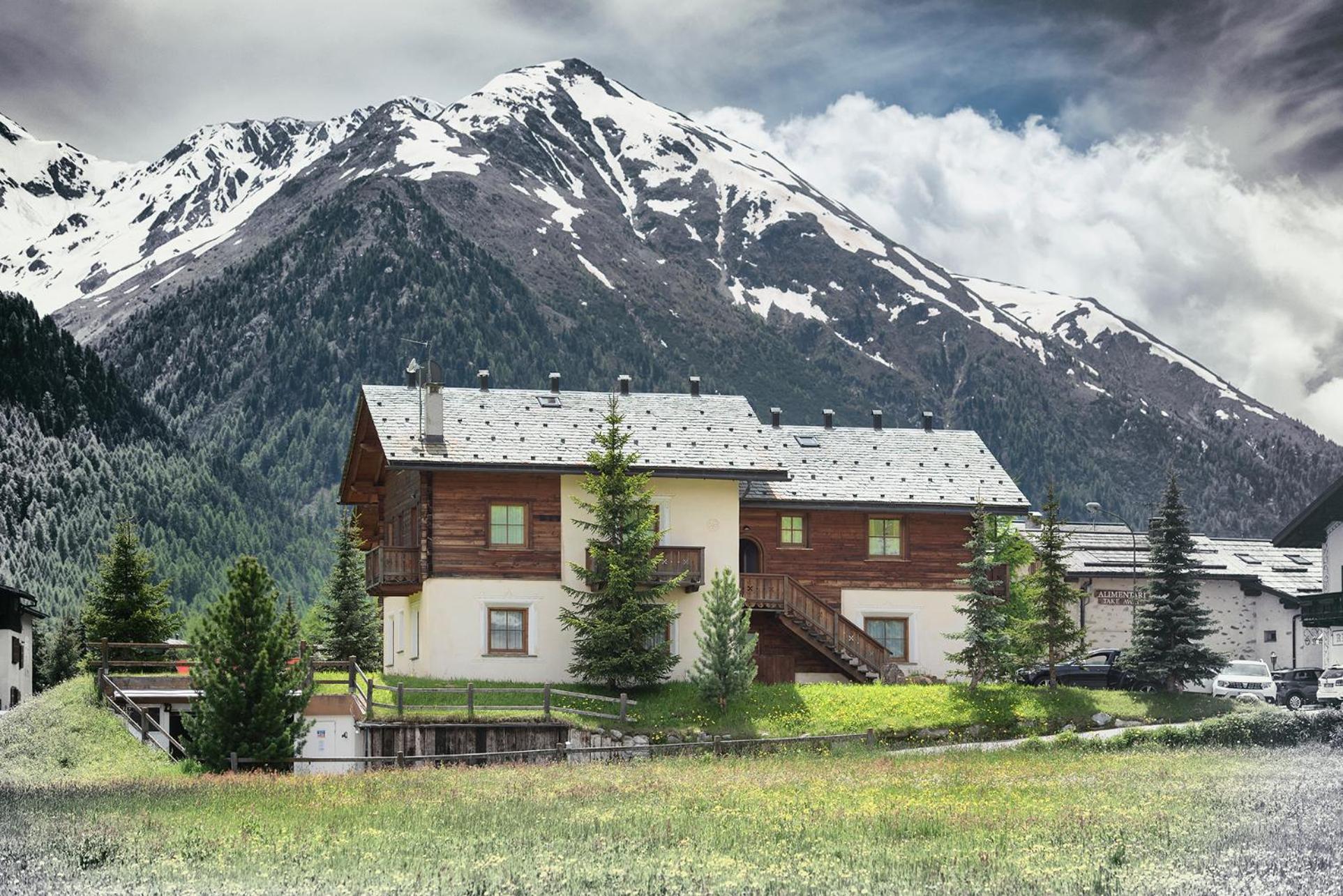 Residence Le Cascate Livigno Buitenkant foto
